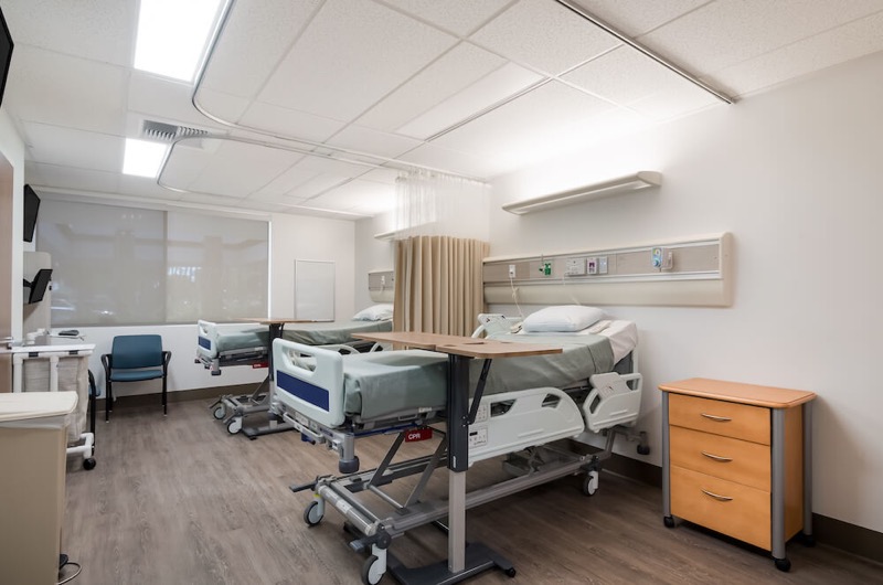 Paramount - Patient Room 1 - ARU